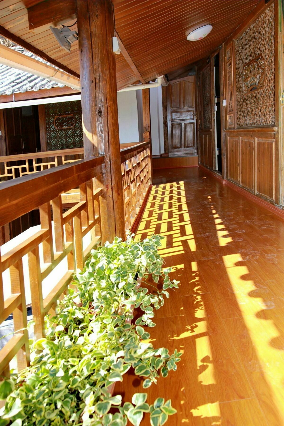 Runtong International Youth Hostel Lijiang  Exterior photo