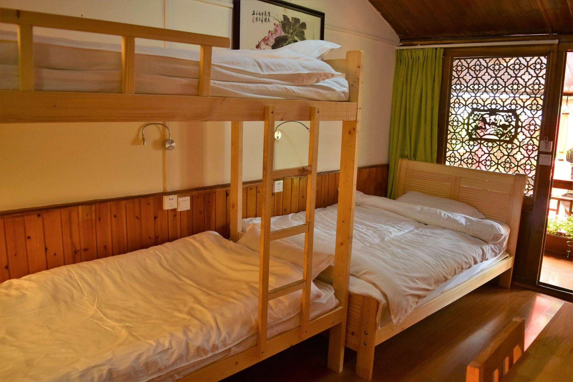 Runtong International Youth Hostel Lijiang  Exterior photo